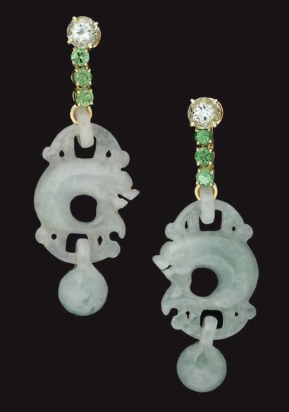 Paire de pendants d'oreille en or jaune,...