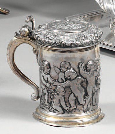 Petite chope en argent et vermeil, le corps...