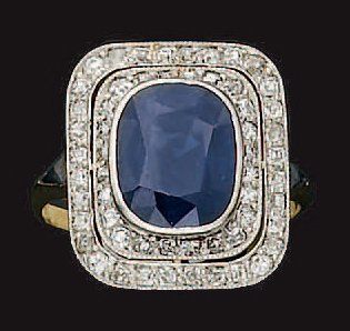 Bague en or et platine, ornée d'un saphir...