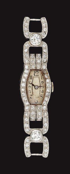 Montre bracelet de dame en platine à boîtier...