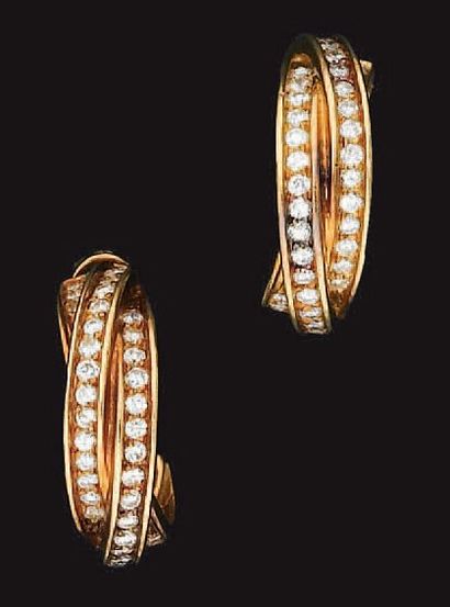 CARTIER
Paire de boucles d'oreille en or...