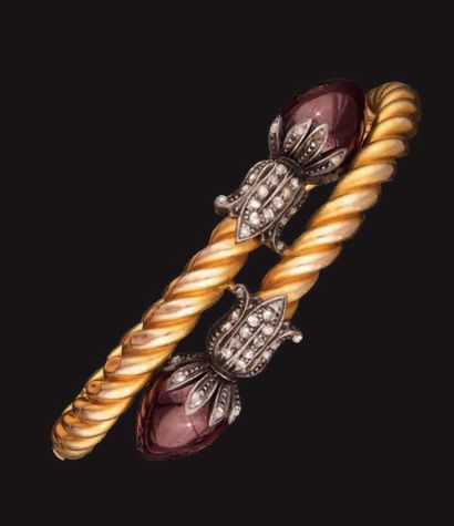 Bracelet rigide et ouvrant, en or jaune torsadé,...