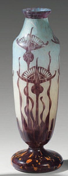 LE VERRE FRANÇAIS
Vase balustre à col galbé...