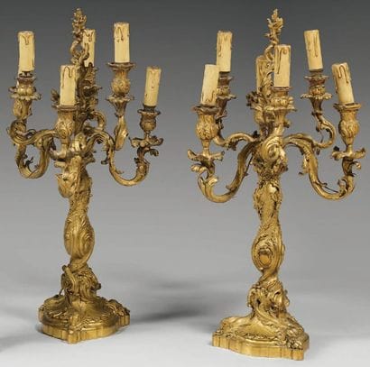 Paire de candélabres en bronze doré à six...