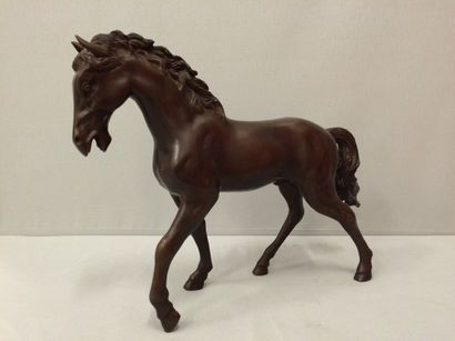 Ecole du XXème siècle

Cheval au pas.

Epreuve...
