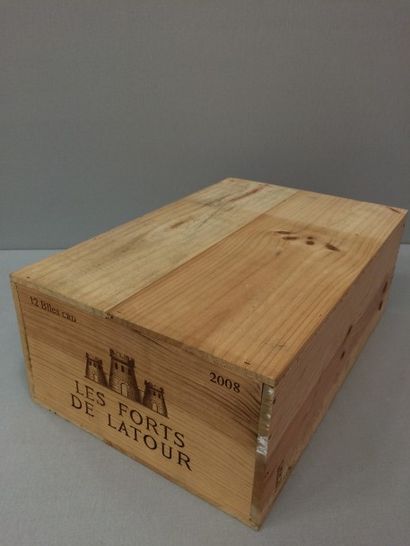 LES FORTS DE LATOUR

12 bouteilles, 2008.

En...