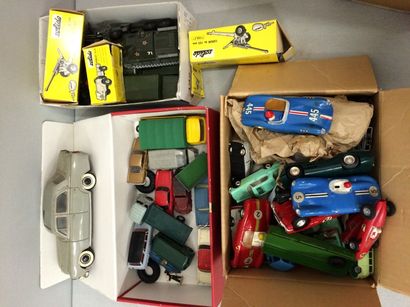DINKY TOYS

- Simca Cargo

- Simca Chambord

-...