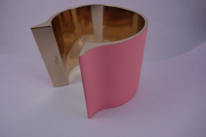 CHRISTIAN DIOR


Large bracelet manchette...