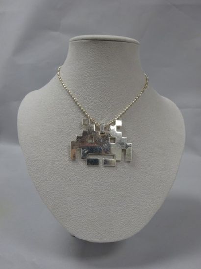 CHRISTOFLE, by SPACE INVADER
Collier en métal...
