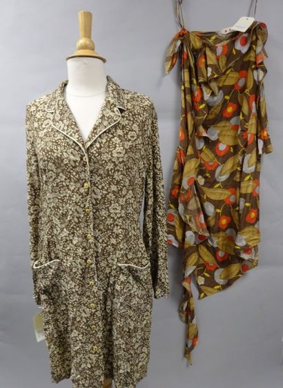 MARNI ou LOLITA BIS
Lot de deux Robes dont:...