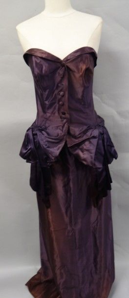 Lucien Lelong


Ensemble en satin de soie...