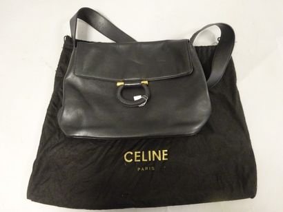 CELINE Paris


Sac à main besace porté épaule...