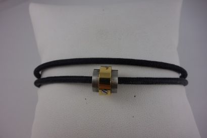 CARTIER, modèle Loe


Pendentif Love en acier...
