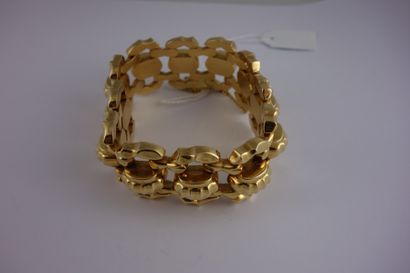 Bracelet ajouré en or jaune (750) à maillons...