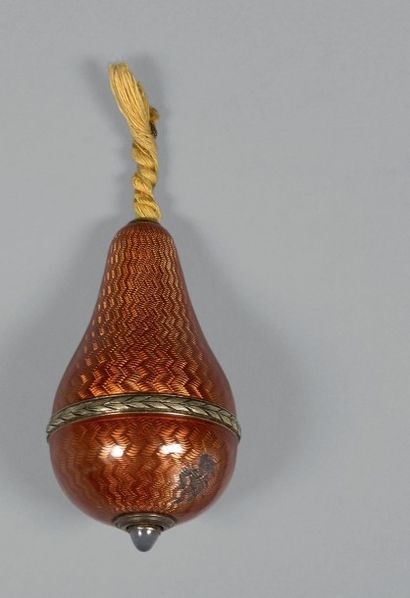 RUSSIE
Belle sonnette en forme de poire en...