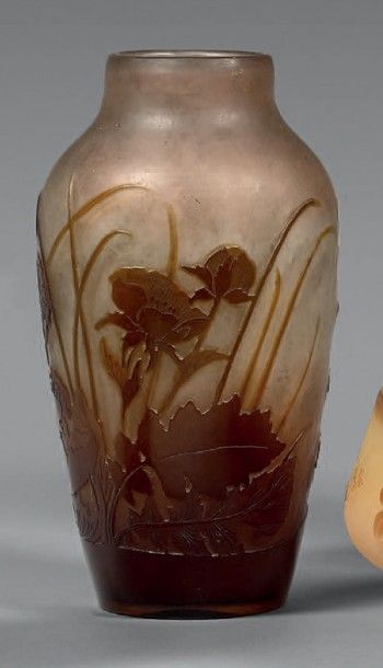 ÉTABLISSEMENTS GALLÉ
Vase de forme fuselée...
