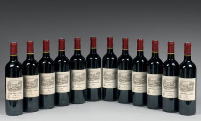 LES CARRUADES de LAFITE 12 bouteilles, 2005.
Quelques...