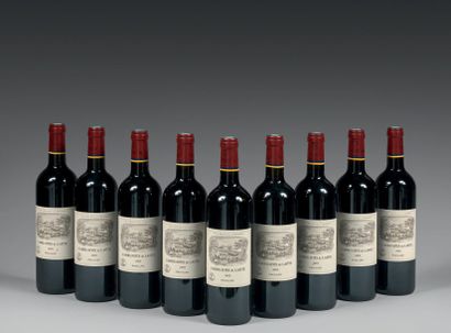 LES CARRUADES de LAFITE 10 bouteilles, 2005.
Quelques...