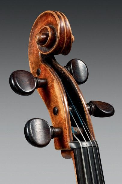 Intéressant violoncelle de Léopold WIDHAM...