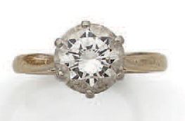 Bague solitaire en or gris (750 millièmes)...