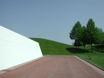 Michel HOSSZU (1944)


Détail du Futuroscope....