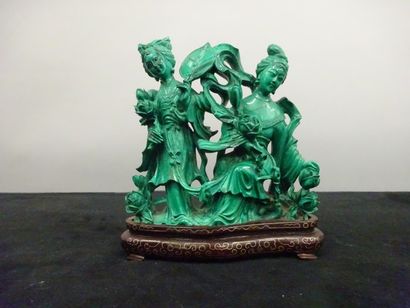 CHINE

Groupe en malachite représentant deux...