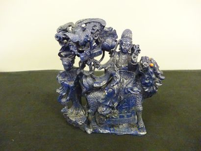 CHINE

Groupe sculpté en lapis-lazuli représentant...