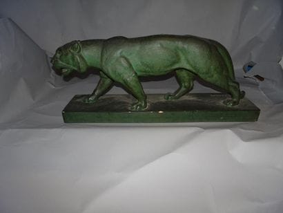 D'après H. BARGAS


Lionne.

Tirage en terre...
