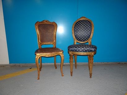 Deux petites chaises de style Louis XV ou...