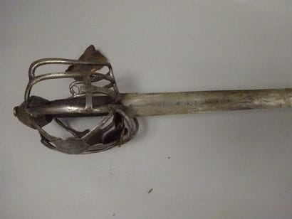ECOSSE


Forte épée dite broadsword.

Garde...