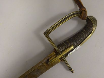 Sabre de cavalerie.

Garde en bronze à une...