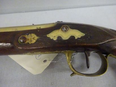 Pistolet d'officier de marine à silex.

Canon...