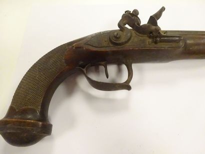 Paire de pistolets d'officier à silex.

Canons...