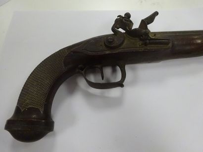 Paire de pistolets d'officier à silex.

Canons...
