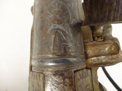 EMPIRE OTTOMAN


Long pistolet à silex.

Platine...