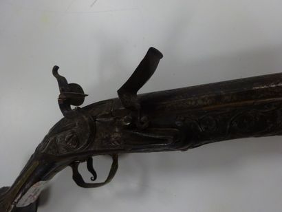 EMPIRE OTTOMAN


Long pistolet à silex.

Platine...