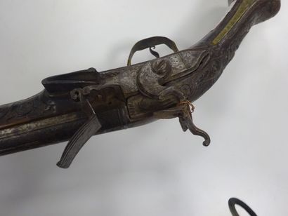 EMPIRE OTTOMAN


Long pistolet à silex.

Platine...