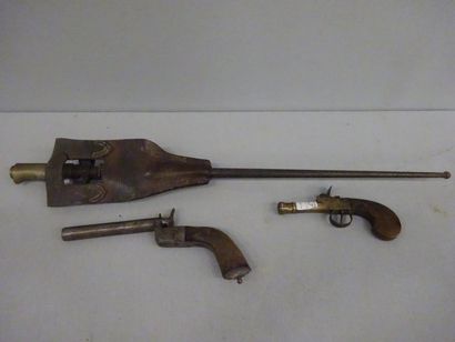 Pistolet à percussion annulaire, de type...