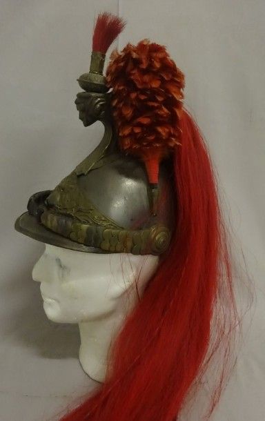 Casque de Cuirassier troupe modèle 1873.

Portant...