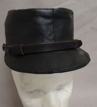 Rare képi modèle 1915 bleu horizon.

Recouvert...