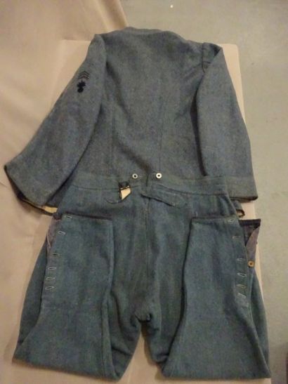 Tenue bleue horizon (tunique et pantalon)...