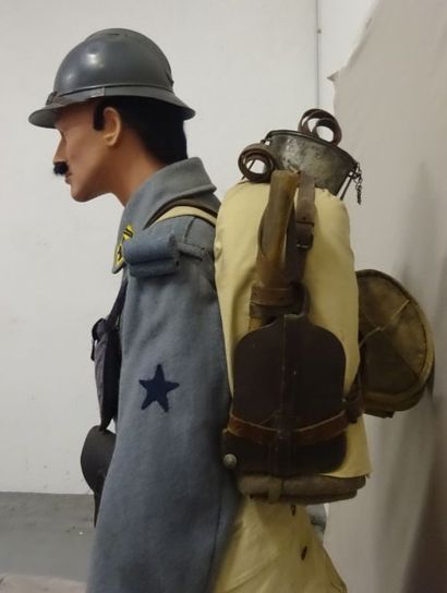 Mannequin d'un soldat du 15ème Léger.

Képi,...