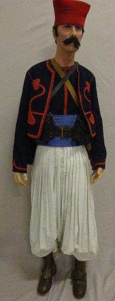 Mannequin d'un Zouave du 3ème Régiment.

Avec...