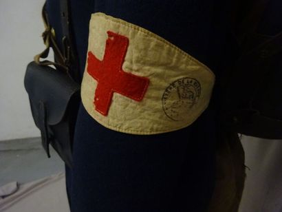 Mannequin d'un caporal du 141ème R.I.

Avec...