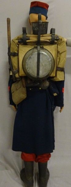 Mannequin d'un caporal du 141ème R.I.

Avec...