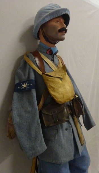 Mannequin d'un soldat du 5ème Génie.

Avec...