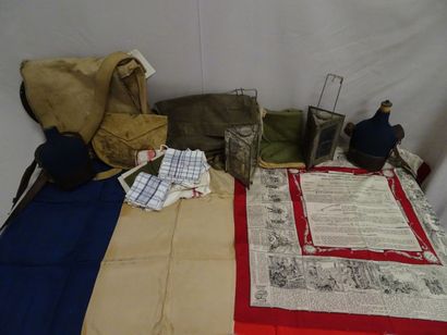 Lot d'éléments d'équipements militaires :

-...