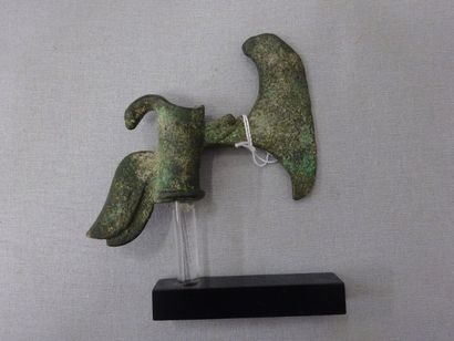 Lot :

- deux petits animaux, dont l'un formant...