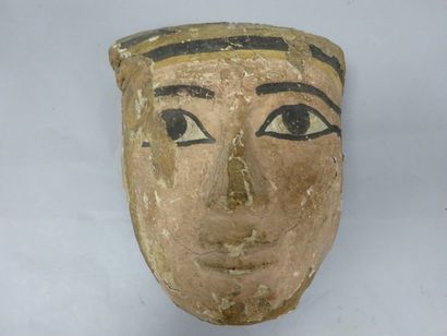 EGYPTE


Masque portrait d’une cuve funéraire.

Bois...