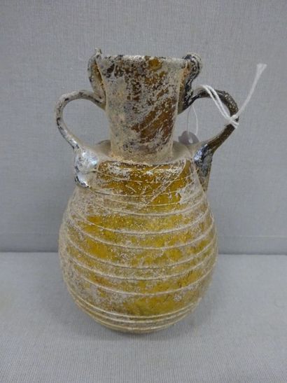 COLLECTION DE VERRERIES ROMAINES

Bouteille...